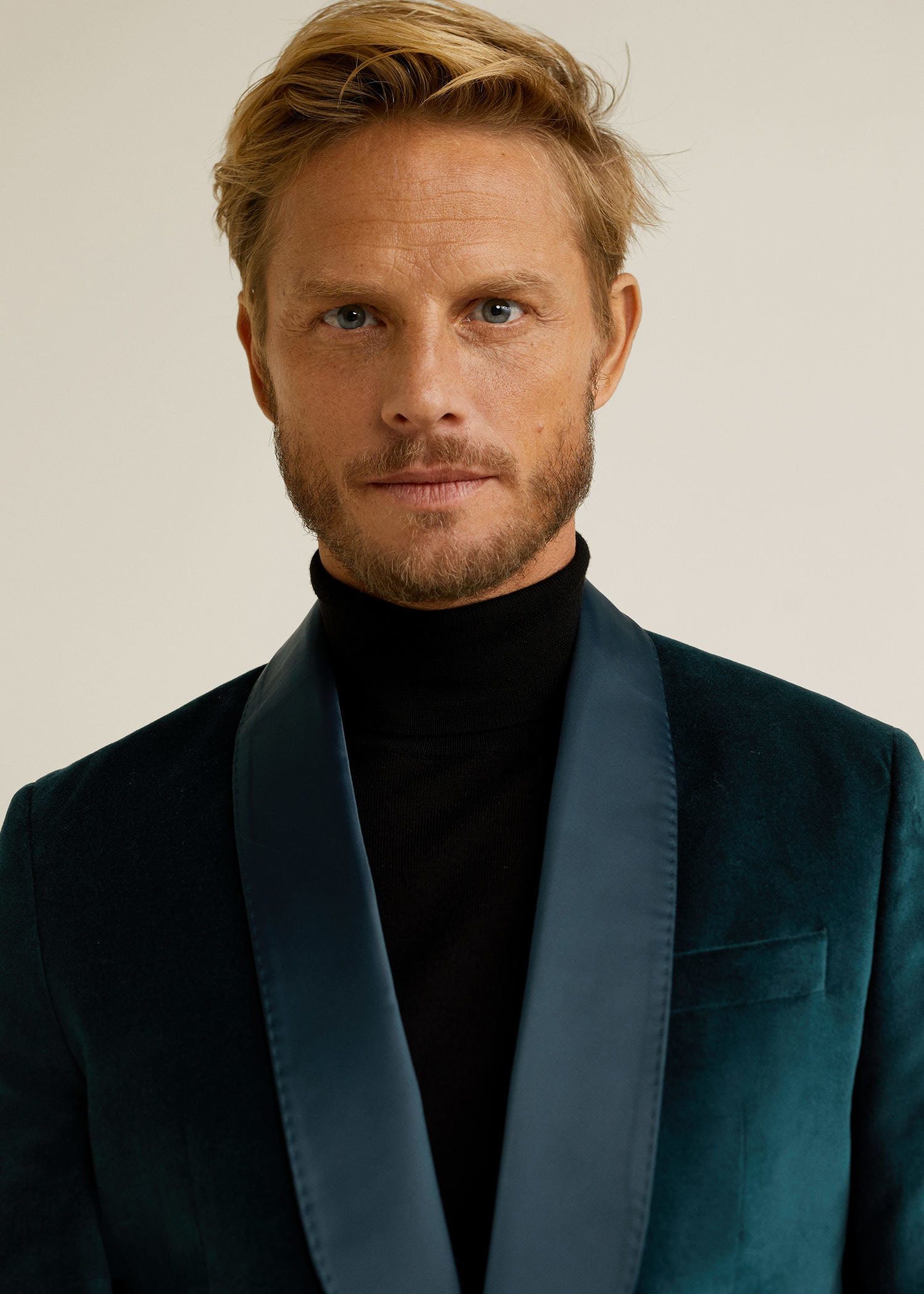 Slim-fit velvet suit blazer - Image 2